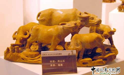 厲有為?牛文化藝術(shù)品收藏展(組圖)