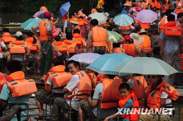 10��4�գ������ο��ں��ϭ����fȪ���ϵ������Ņ���Ư���� 