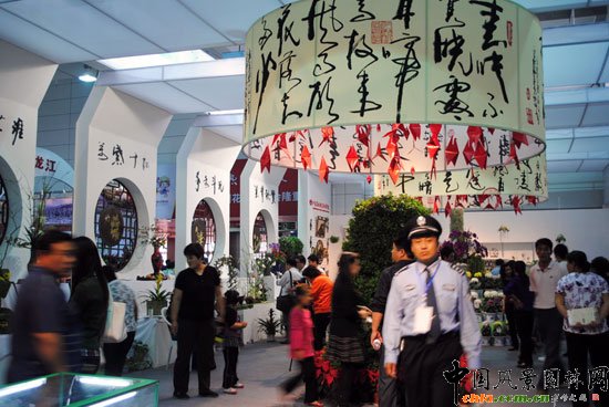 ���ߌû�����(����)�҃�(n��i)չ--���Kչ�^(q��)