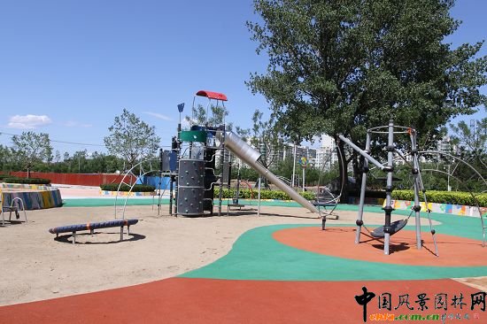 兒童戶外活動器械