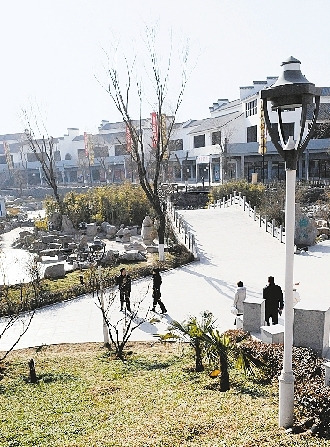 ���ݣ�ʮ�f��ľ�M���Ͻ������B(t��i)�ǅ^(q��)���~�M