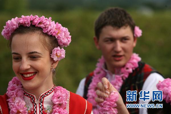 保加利亞：卡贊勒克花農(nóng)歡慶玫瑰節(jié)
