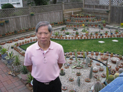 加華人打造仙人掌世界 收藏近700花種逾5000盆栽