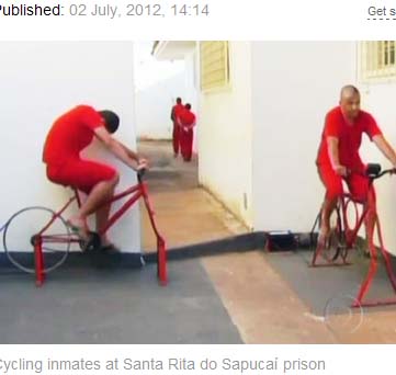 巴西Santa Rita do Sapucaí監獄中的囚犯在騎自行車