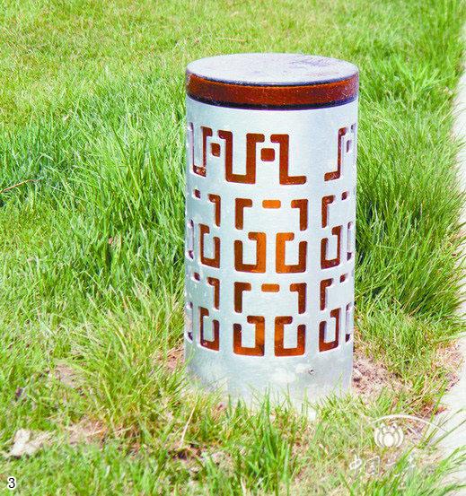 黃白相間的顏色使矮小的燈飾更引人注目