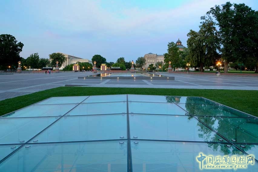 美國(guó)國(guó)會(huì)大廈游客中心