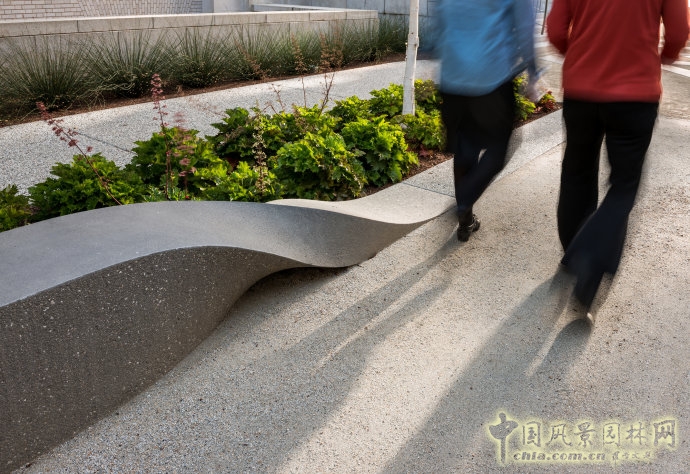 美國舊金山聯(lián)合廣場“絲帶”庭院