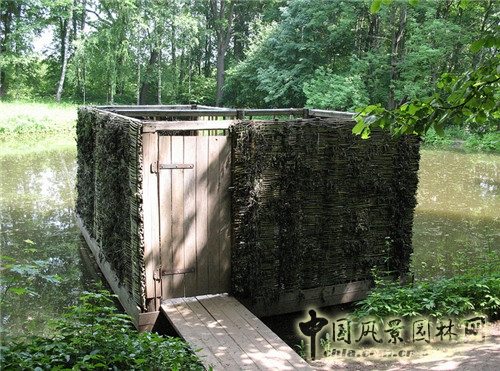 雅斯納亞?波良納