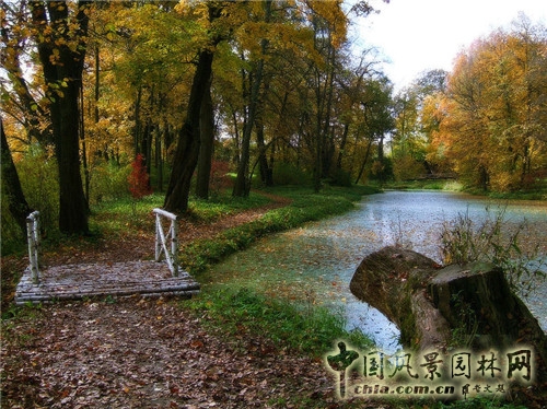 雅斯納亞?波良納