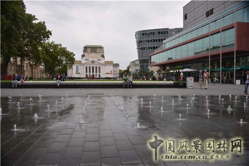 德國(guó)杜伊斯堡柯尼希-海因里希廣場(chǎng)