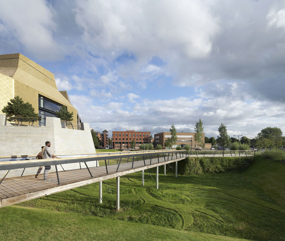 英國伍斯特大學(xué)蜂巢圖書館雨水花園景觀設(shè)計(jì)