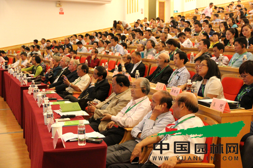 帕特里克·伯蘭克:垂直花園在全世界的新體會