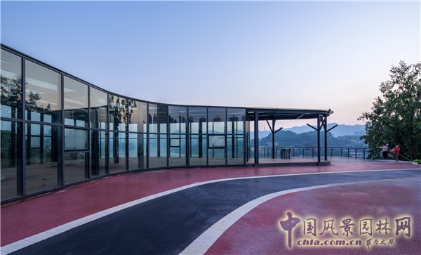 藍(lán)調(diào)國(guó)際:重慶金海灣濱江園 山水之城的濱水密境