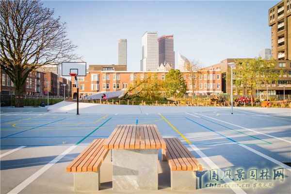 【9月22日頭條】荷蘭“荒野生存”兒童游樂場(chǎng)景觀設(shè)計(jì)