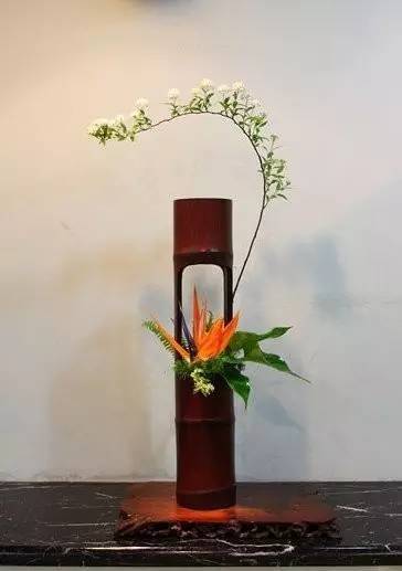 東方插花三大原則,構(gòu)圖表現(xiàn)形式和十三要訣