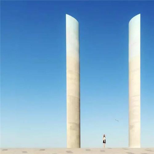 西班牙小情侶把全球景點玩出小情調