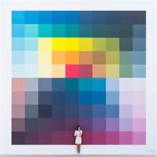 西班牙小情侶把全球景點玩出小情調