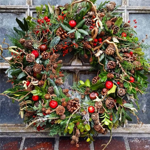 花藝的魅力:花環(huán)設(shè)計(jì)