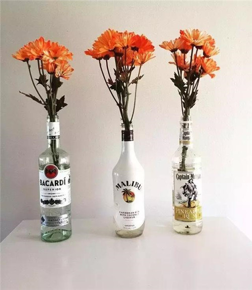 誰說養花插花一定得用花瓶？