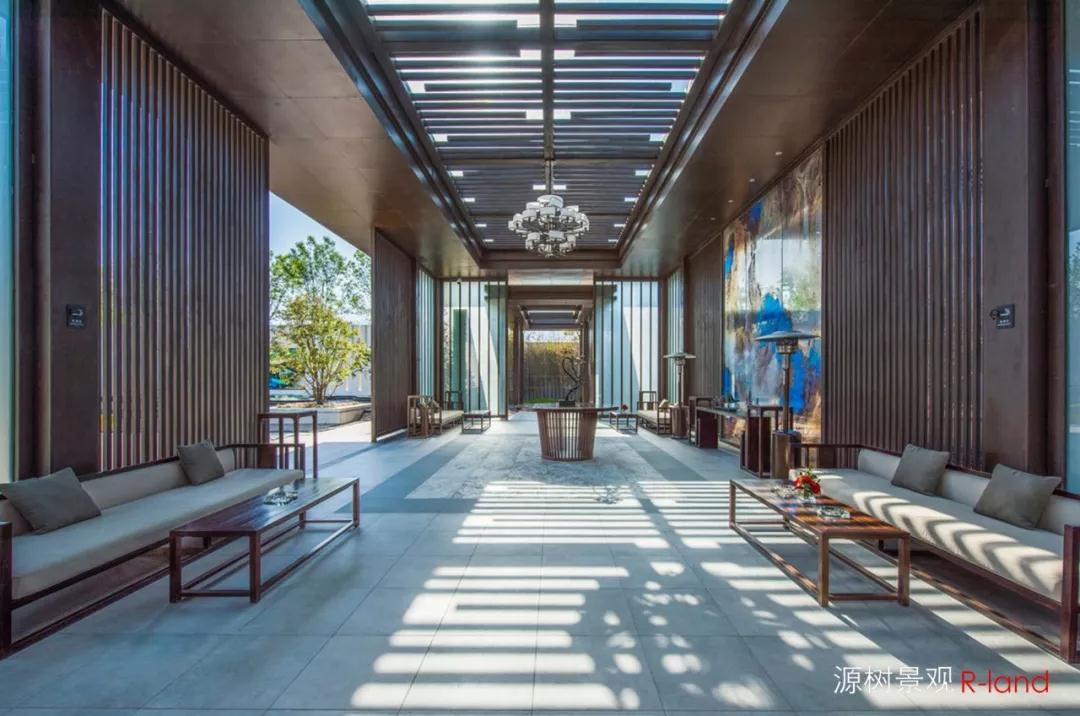 天成嶺秀 ：時尚奢雅，宛若天成的極致解讀