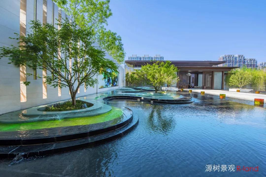 天成嶺秀 ：時尚奢雅，宛若天成的極致解讀