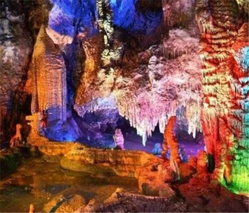 荔波樟江風(fēng)景名勝區(qū)——中國的超級盆景