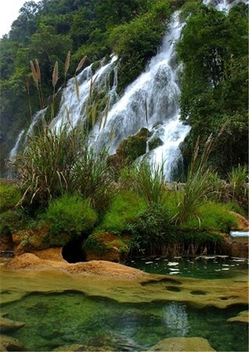 荔波樟江風(fēng)景名勝區(qū)——中國的超級盆景