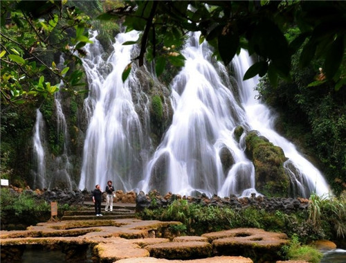 荔波樟江風(fēng)景名勝區(qū)——中國的超級盆景