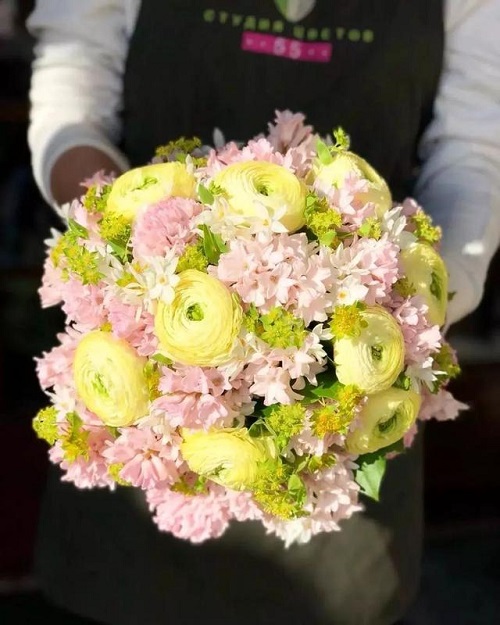 簡(jiǎn)單又好看——八大花藝配色法