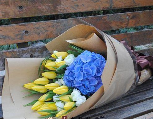 簡(jiǎn)單又好看——八大花藝配色法