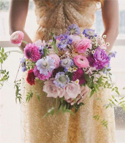 簡(jiǎn)單又好看——八大花藝配色法