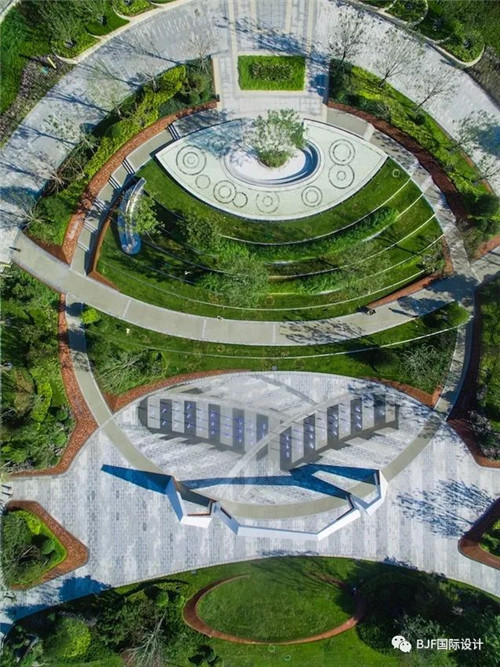 BJF(寶佳豐)國(guó)際設(shè)計(jì)：中車(chē)·自在香濱改造