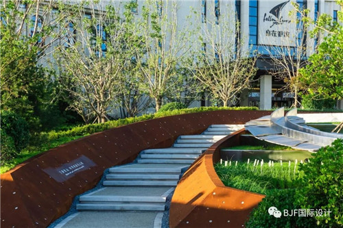 BJF(寶佳豐)國(guó)際設(shè)計(jì)：中車(chē)·自在香濱改造