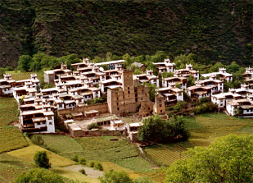 牟江教授：四川甘孜高原藏族村落融入自然 適應環境分析