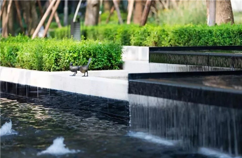 吉盛園林 把森林歸還龍湖?塵林間