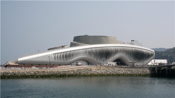 馮剛：形態可變的建筑表皮系統設計