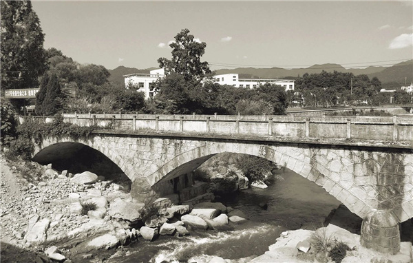 思樸設(shè)計丨黃山浦溪河青藍(lán)橋藝術(shù)營造