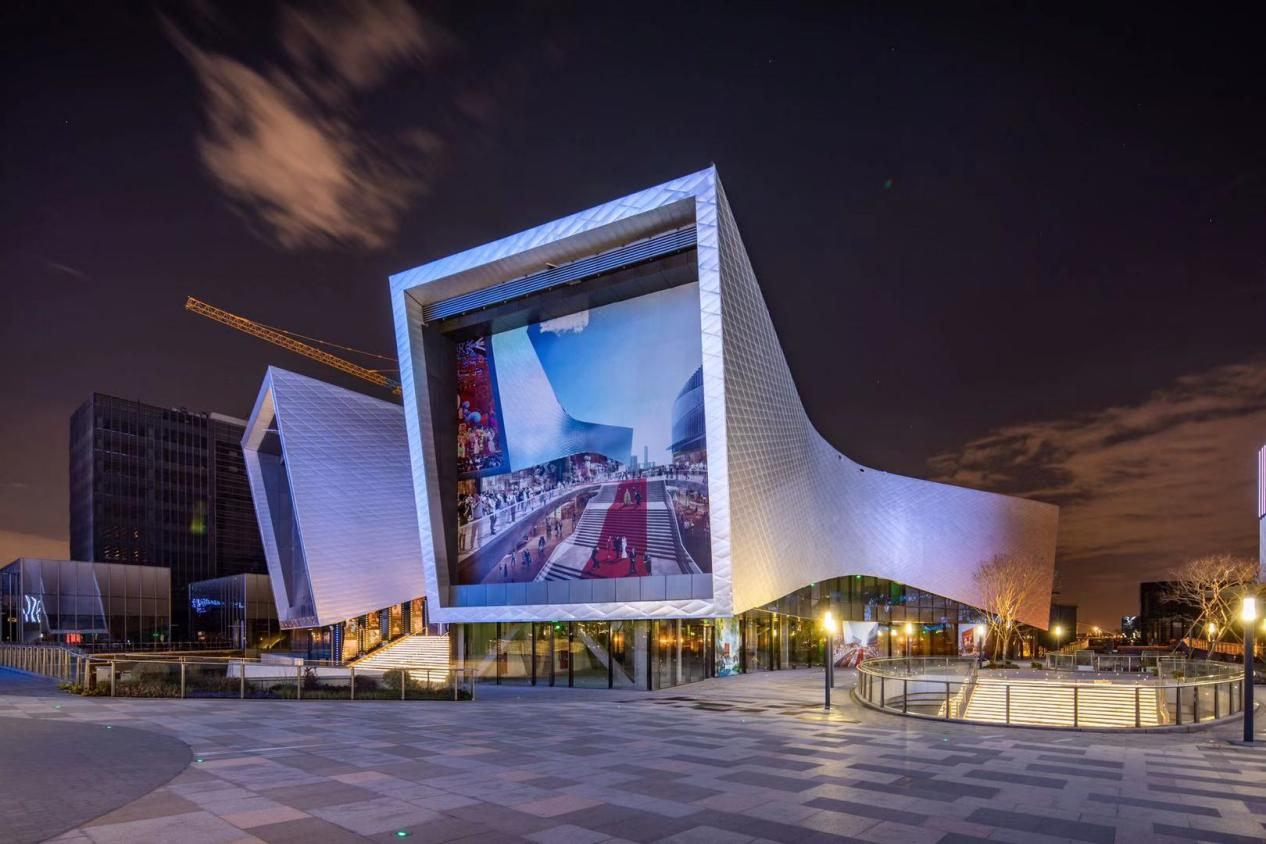 信達科技王春龍：用光溫暖世界