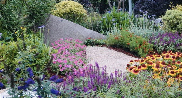 虞金龍:人 城市 花園的和鳴