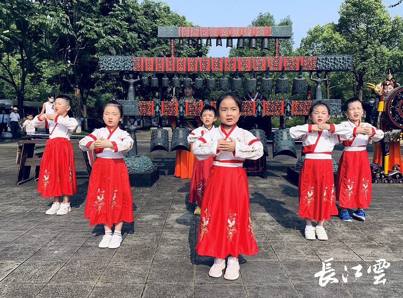 湖北：屈原文化公園今日開建