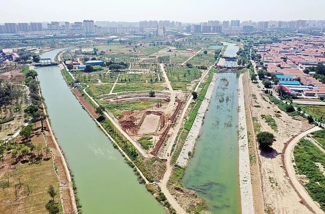 三角洲、步行橋、碼頭駁岸……運河元素綻放園博園