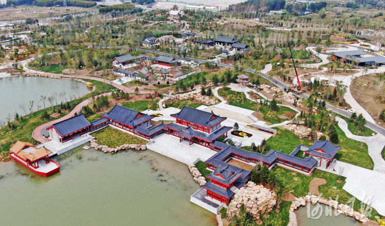 河北滄州:大運(yùn)河畔園林美景期待激情綻放