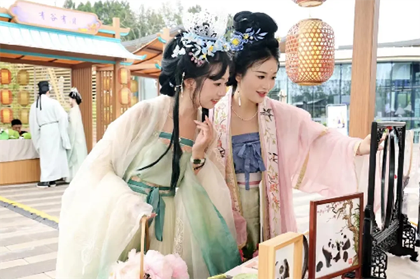 成都世園會邀八方來客中秋共赴“花”約!