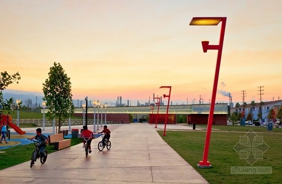 Saskai事務所設計的洛杉磯濱水公園