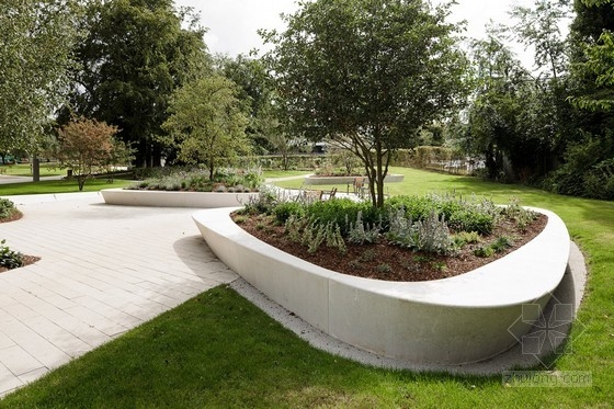 HTA設計的英國斯蒂夫尼奇城中心花園