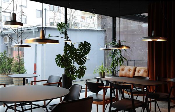 烏拉尼亞影劇院改造設(shè)計