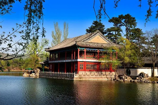 挖掘遺產(chǎn)價(jià)值 傳承園林文化