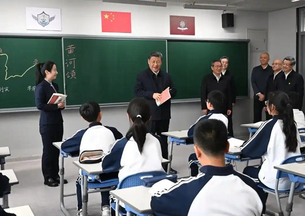 習近平指引雄安新區高質量建設發展